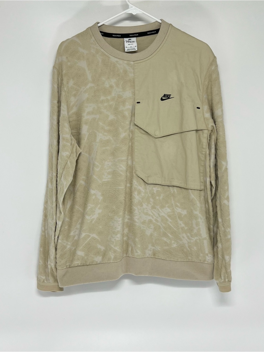 Nike tech pack men’s sweatshirt medium